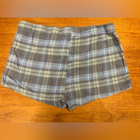 Blue and grey Cotton plaid pajama shorts with tie and elastic waist | size L - Picture 2 of 3